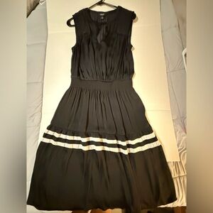 Simply Vera Vera Wang Black Midi Dress with White Stripes